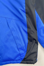 將圖片載入圖庫檢視器 設計黑色拼色寶藍色風褸外套    訂製連帽防水防寒風褸外套 J1007
