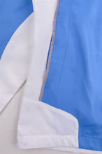 Carregar imagem no visualizador da galeria, 訂製藍色撞色白色風褸      設計魔術貼拉鏈風褸外套 J1015
