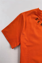 Carregar imagem no visualizador da galeria, 設計橙色圓領女裝T恤     訂製短款性感T恤  T1110
