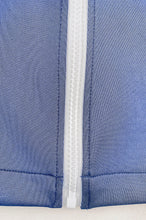 Carregar imagem no visualizador da galeria, 個人設計藍色長袖外套  拉架健康布  J1039
