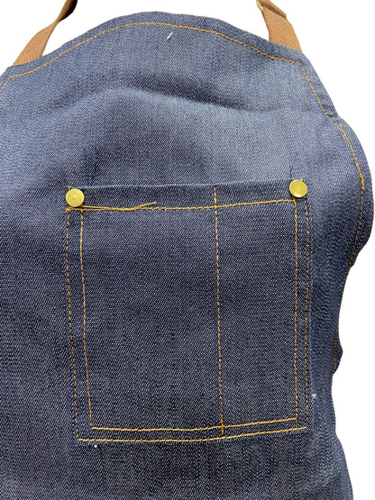 【時尚牛仔圍裙】餐廳咖啡廳火鍋店理髮工作服 | 香港現貨 | 尺寸：76*70cm | 可調節肩帶 | 多功能口袋 | 加寬綁帶 | 藍色牛仔圍裙 | SKAP133