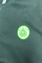 將圖片載入圖庫檢視器 SU344  綠色冬季運動外套 校褸  中葡職業技術學校  灰色撞色袖 運動服供應商
