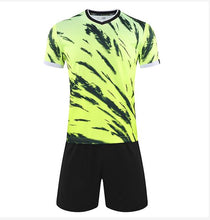 將圖片載入圖庫檢視器 訂製運動足球服  時尚設計紮染印花足球服供應商  GB10-5305
