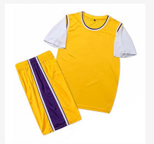 將圖片載入圖庫檢視器 訂做比賽籃球服  自訂拼接撞色袖籃球套裝中心  161-B2014
