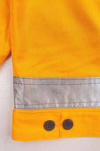 將圖片載入圖庫檢視器 D374 製作翻領反光條雨褸 澳門 口袋橙色工程 工業外套制服供應商

