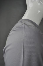 將圖片載入圖庫檢視器 W204 訂購吸濕排汗運動衫 設計透氣功能性運動衫 推銷制服 熱昇華 網上下單功能性運動衫 運動衫製造商 灰色
