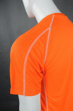 將圖片載入圖庫檢視器 W207 訂製個人功能性運動衫 自製logo款功能性運動衫香港 蝦蘇線 週年紀念活動T恤 功能性運動衫專營店 橙色
